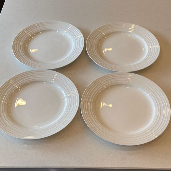 Mikasa swirl Ciara 4 dinner Elegant White bone China excellent shape. - Picture 1 of 9